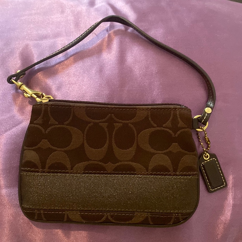 Coach wristlet, brown NWOT